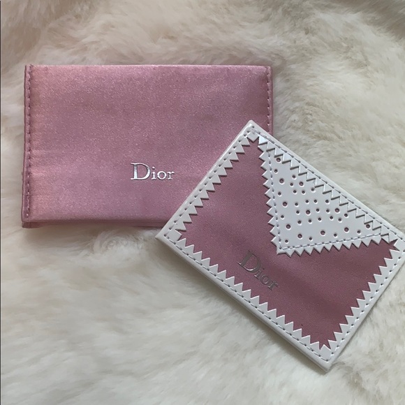 Pink Dior Makeup Compact Mirror - Picture 1 of 11